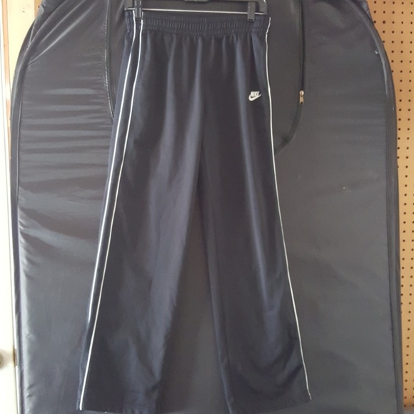 Nike Pants - Joggers Nike Pants - Joggers